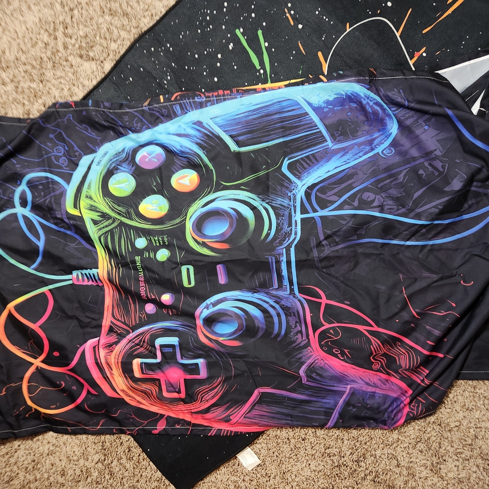 Colorful Gaming Controller Mat And Curtains Bundle - Picture 2 of 9